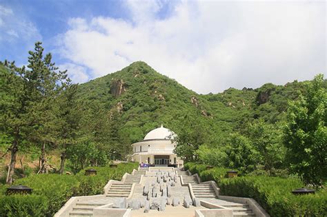 九公山烈士紀念陵園|你萬萬想不到，北京懷柔區 九公山烈士紀念陵園，禮兵的步法兩。